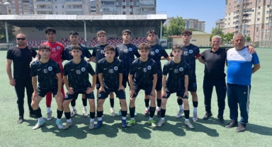 Gemlik Belediyespor U-17 Elit Lig'de şampiyon!