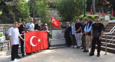Gençlerden şehitlere vefa