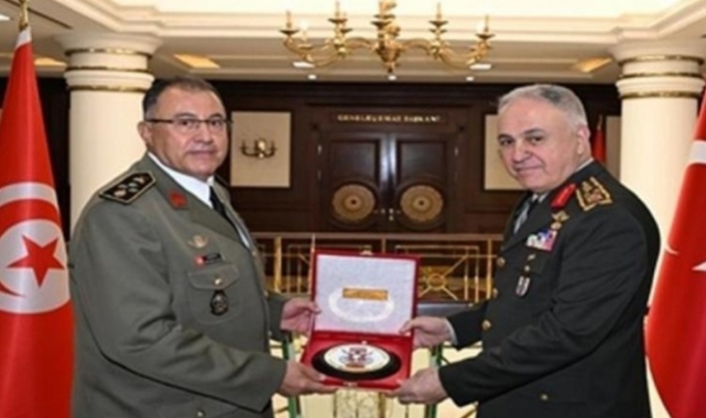 Genelkurmay Başkanı Gürak ile Tunus Kara Kuvvetleri Komutanı bir araya geldi