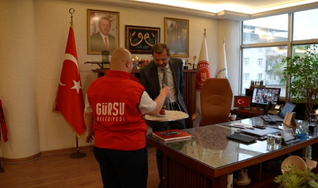 Gürsu'nun gözbebeği Mesut belediyede çalıştı