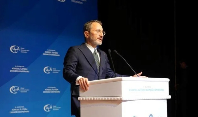 İletişim Başkanı Altun: "Hakikat krizi derinleşiyor"