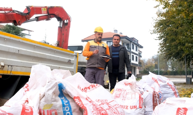 İnegöl Belediyesi 29 bin atığın çevreyi kirletmesini önledi