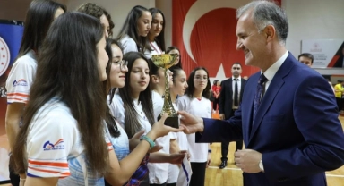 İnegöl’de 19 Mayıs coşkusu sürüyor