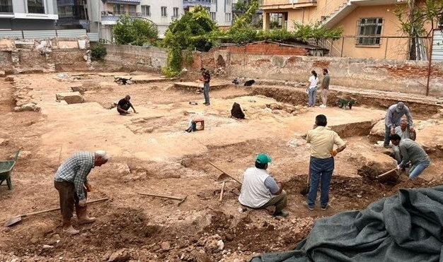 İnşaat temelinde tarihi kalıntılar bulundu