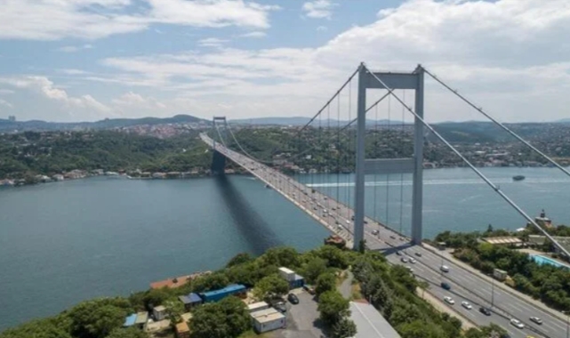 İstanbul Boğazı'nda gemi trafiği normale döndü