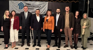 İYİ Parti Bursa Milletvekili Türkoğlu destek için söz verdi! Psikologların sorunu meclise taşınacak