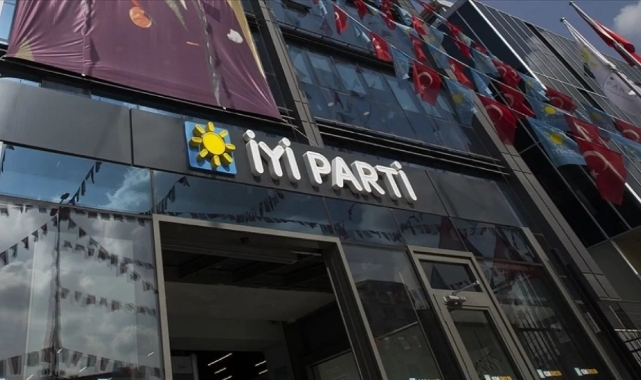 İYİ Parti'de bir milletvekili daha istifa etti