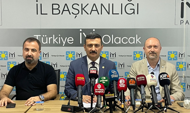 İYİ Partili Türkoğlu: Ülke gündemini belirleyen konulara imza attık