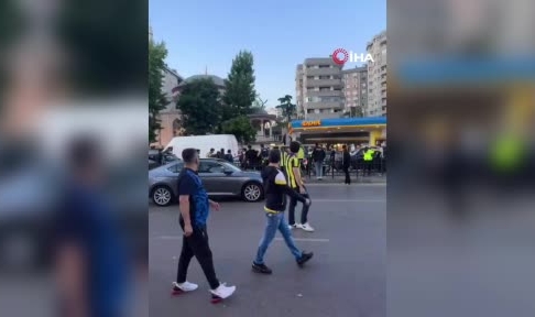 Kadıköy'de şampiyonluk kutlamalarına gölge düştü