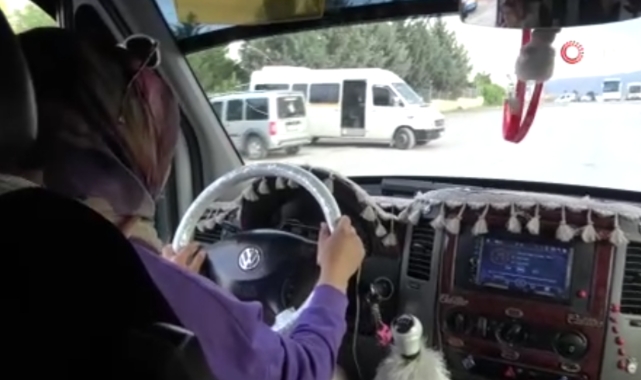 Kadın servis şoförü erkeklere taş çıkartıyor