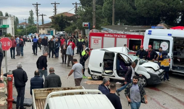 Kahreden kaza: 3 ölü!