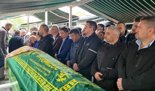 Kazada ölen anne ile oğlu toprağa verildi