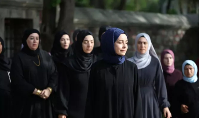 Kızıl Goncalar 17. Bölüm full hd izle