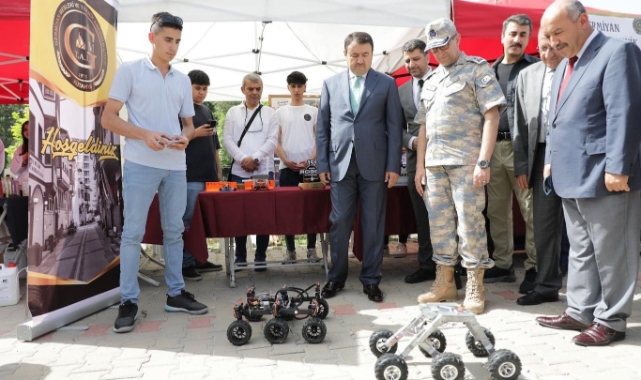Kütahya'da "Mesleki Teknik Eğitim Fuarı" açıldı
