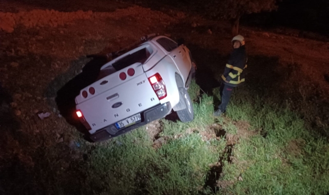 Mardin'de kamyonet devrildi: 3 yaralı