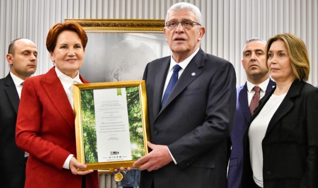 Meral Akşener'den devir teslim sonrası ilk açıklama