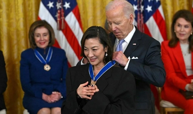 Michelle Yeoh'a özgürlük madalyası