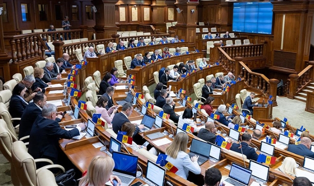 Moldova’da 20 Ekim’de AB’ye katılım referandumu yapılacak
