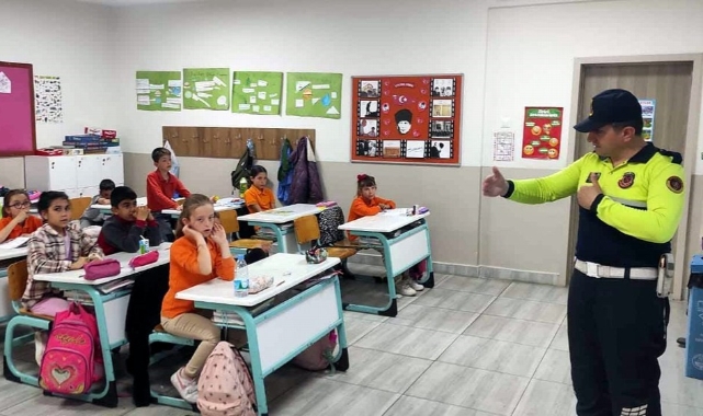Mudanya'da jandarma vatandaşı bilgilendirdi