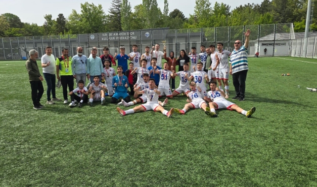 Niğde’nin U18 Takımından Tarihi Başarı
