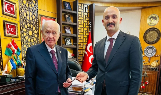 Olcay Kılavuz, Devlet Bahçeli'nin danışmanlık görevinden alındı