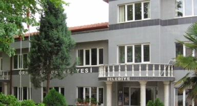 Orhaneli Belediyesi'nde tedirgin bekleyiş! 37 kişi kapının eşiğinde mi?