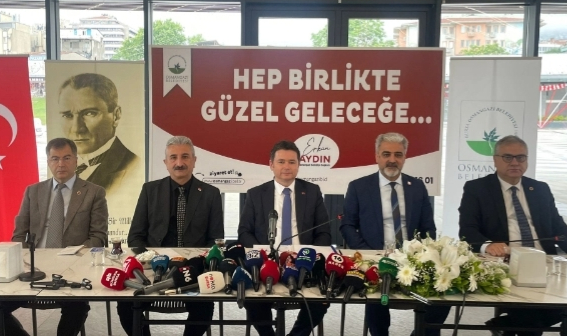 Osmangazi Belediye Başkanı Erkan Aydın basın mensuplarıyla buluştu