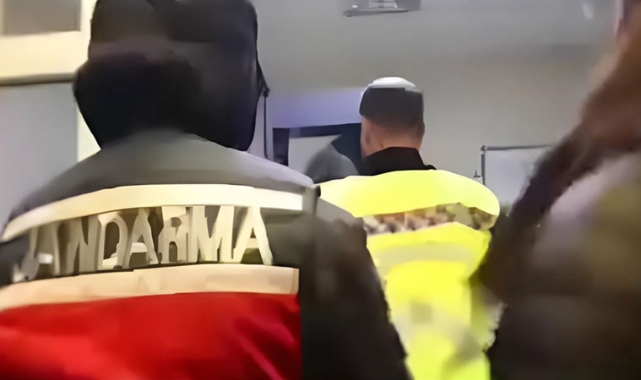 Otele fuhuş baskını: 4 gözaltı