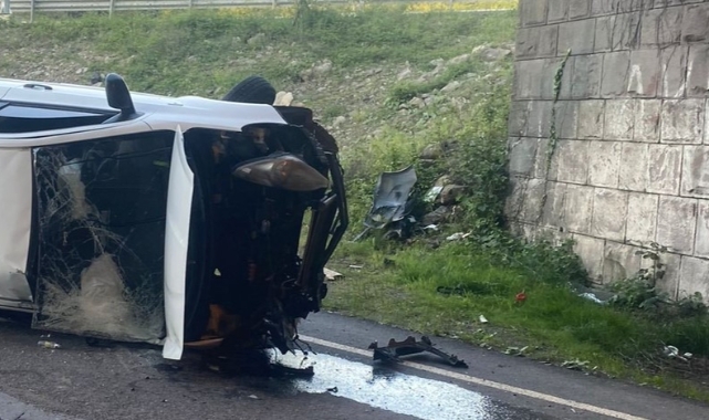 Otomobil tünel girişinde ters döndü: 1 yaralı