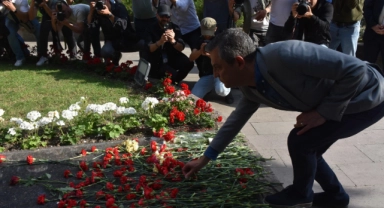 Özgür Özel Zübeyde Hanım'ı andı