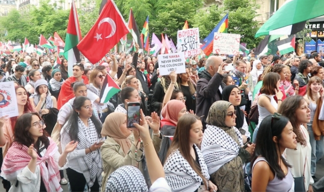 Paris'te Filistin'e destek İsrail’e tepki