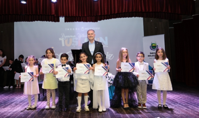 Piyanonun küçük üstatları performanslarıyla mest etti