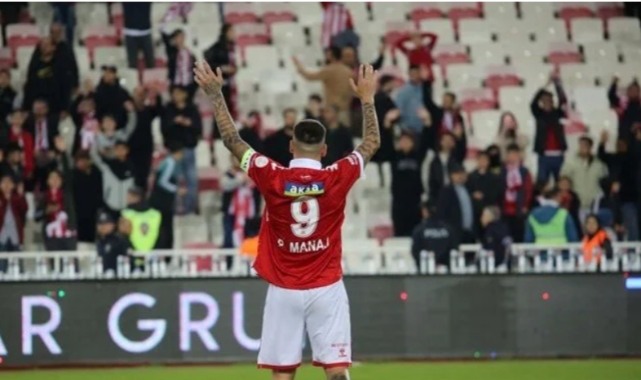 Rey Manaj, Sivasspor’a veda etti