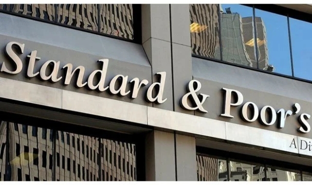 S&P'den Türkiye kararı: Kredi notu yükseltildi