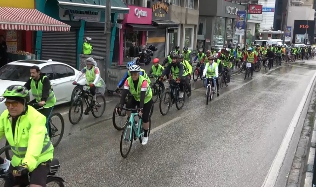Sağlıklı yaşam için pedal çevirdiler