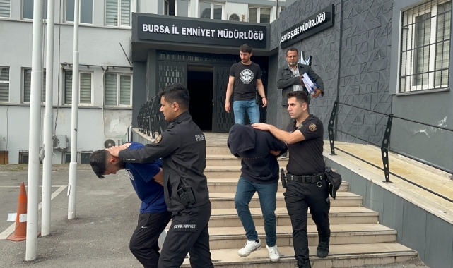 Sahte kız profiliyle vatandaşları dolandıran çete çökertildi!