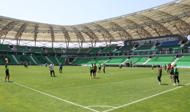 Sakaryaspor play-off finaline hazırlanıyor