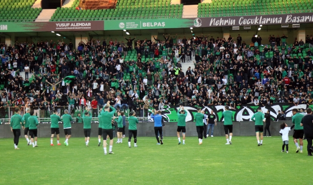 Sakaryaspor, Süper Lig hayali için son antrenmanına çıktı