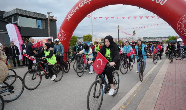 Samsun'da 19 Mayıs Bisiklet Turu