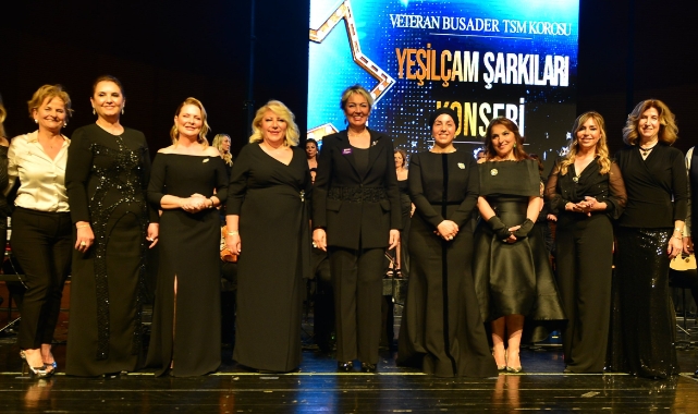 Şarkılarla çocuklara umut oldular