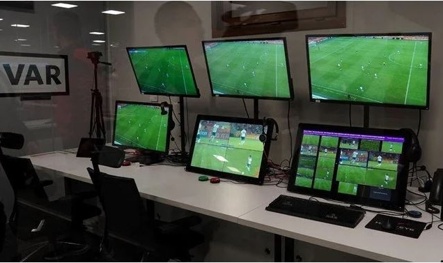 Süper Lig'de iki kritik maçın VAR hakemi belli oldu