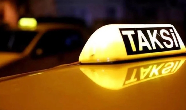 Taksiciden kadın yolcuya akıl almaz teklif