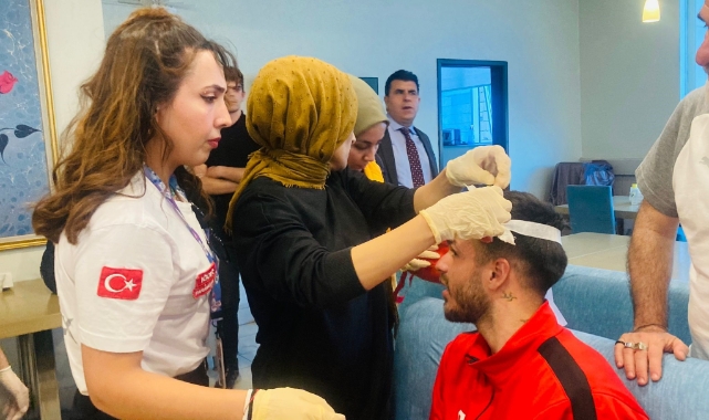 Taraftarlar Kastamonuspor otobüsünü taşladı