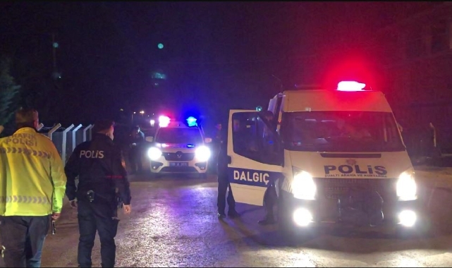 Tekirdağ’da otomobili ile gölete uçan sürücü yüzerek kurtuldu