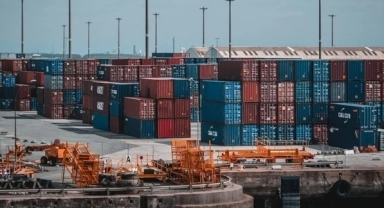 Ticaret satış hacmi yıllık yüzde 10,5 arttı