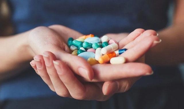 Toplum depresyona mı giriyor?