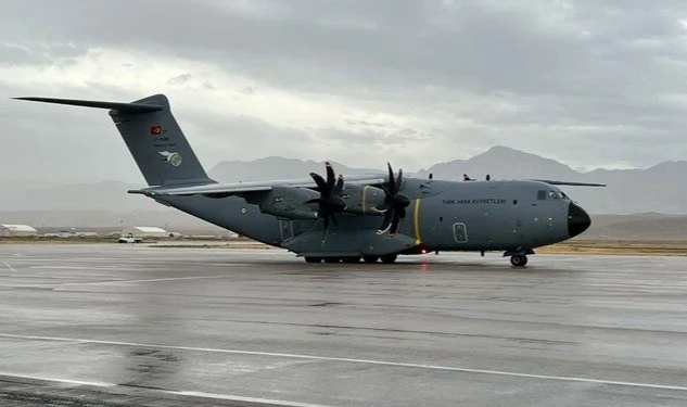 Türkiye'den Afganistan'daki selzedelere 24 tonluk insani yardım