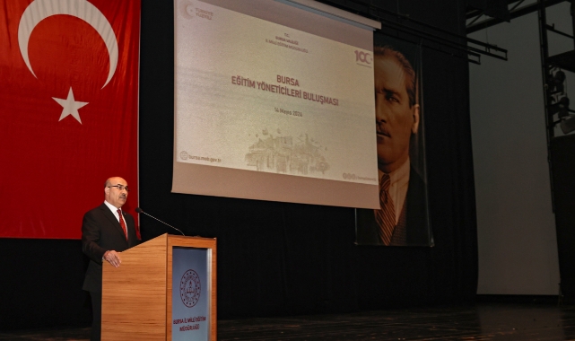 Vali Demirtaş Bursa Eğitim Yöneticileri buluşmasında
