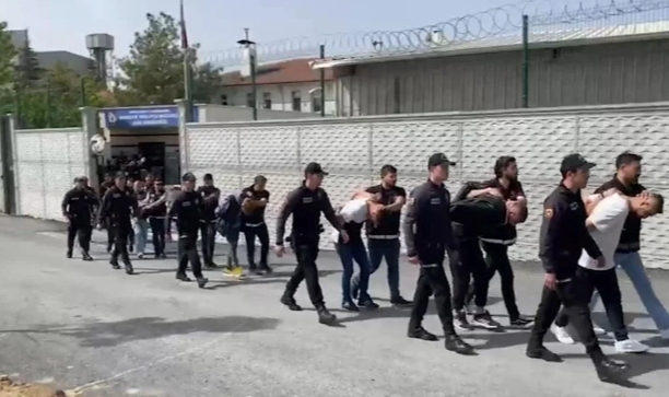 WhatsApp’tan uyuşturucu reçetesi yazdırdılar