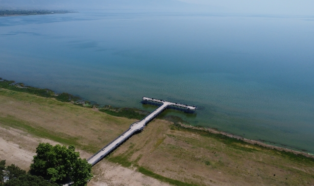 Yağmurlar İznik Gölü'ne yaradı